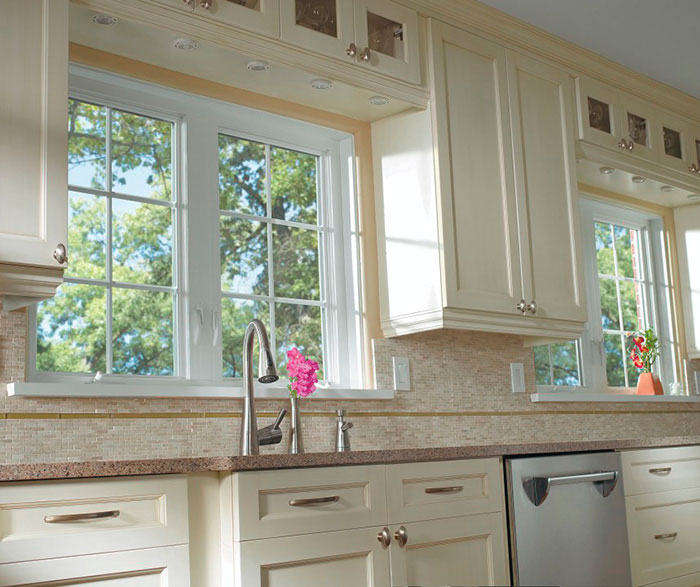 Off White Cabinets in a Casual Kitchen MasterBrand