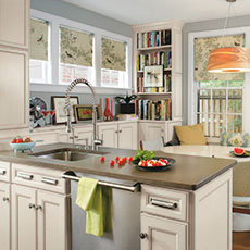 Casual Kitchen Cabinet Design - MasterBrand Cabinets