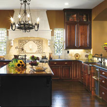 Traditional Kitchen Cabinet Design - MasterBrand Cabinets