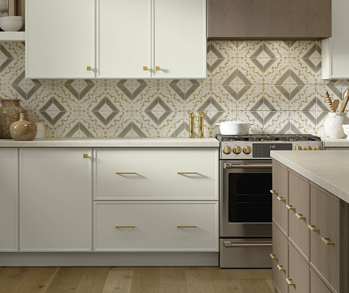 Narrow Rail Shaker in Soft White and Neutral Natural Finishes