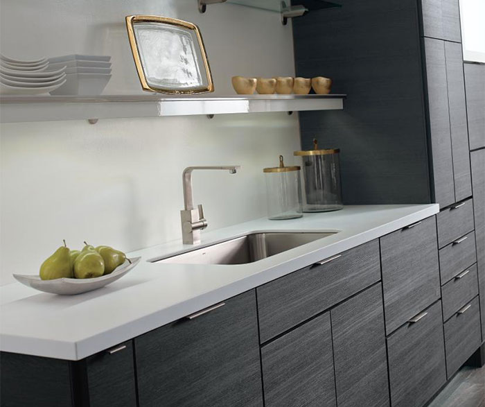 kitchen countertop with contemporary laminate kitchen cabinets from Diamond Cabinets