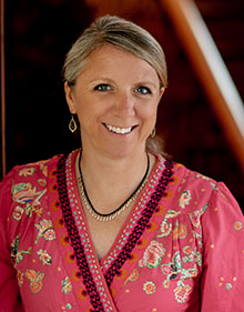 Angela_Goodall_Profil_Photo-sized