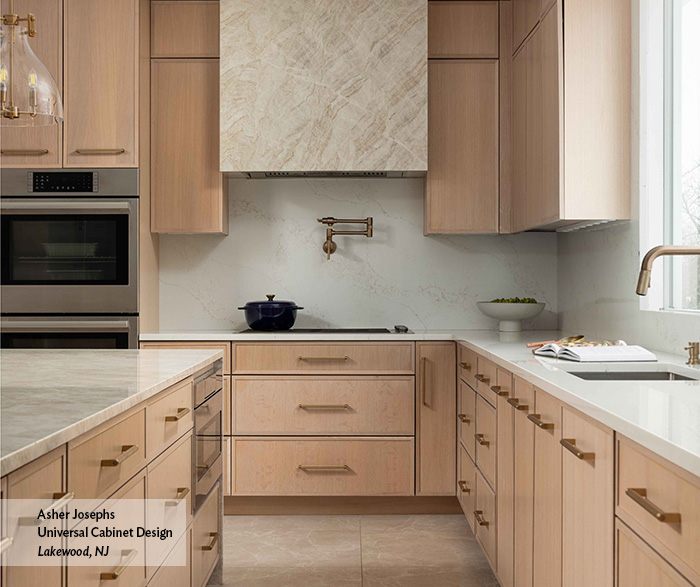 Contemporary Quartersawn White Oak Kitchen Cabinets