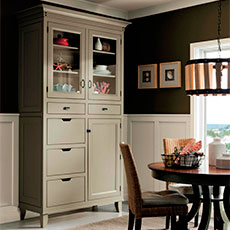 Dine in style with our delicious dining cabinet solutions.