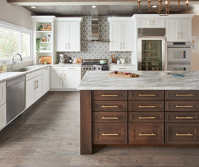 Garrison_Maple_White_Garrison_Cherry_Slate_Kitchen_Straight